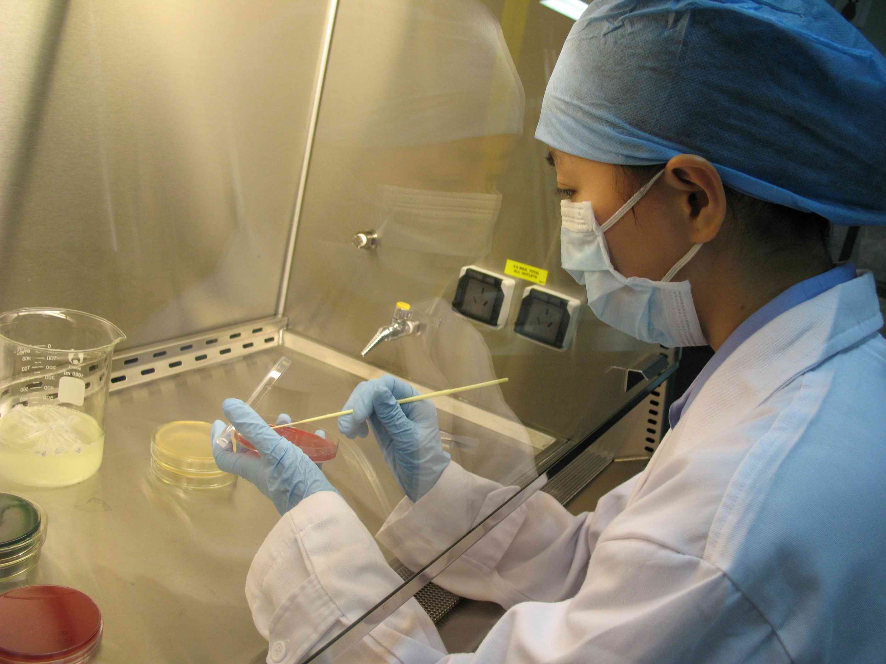 一等奖（100+与毒抗争）