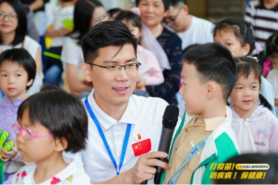 I183-信息公开审批表-（东莞市4月25日全国儿童预防接种日）疾控中心“变身”游乐场，疫苗小侦探现身！-尹乐华-2025-04-28307.png